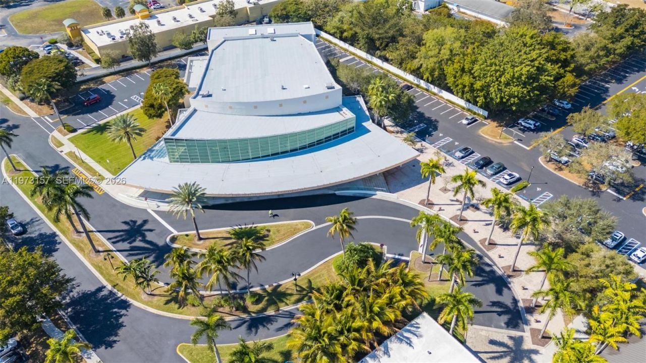 9539 Weldon Cir , Unit F214, Tamarac, FL 33321 Photo