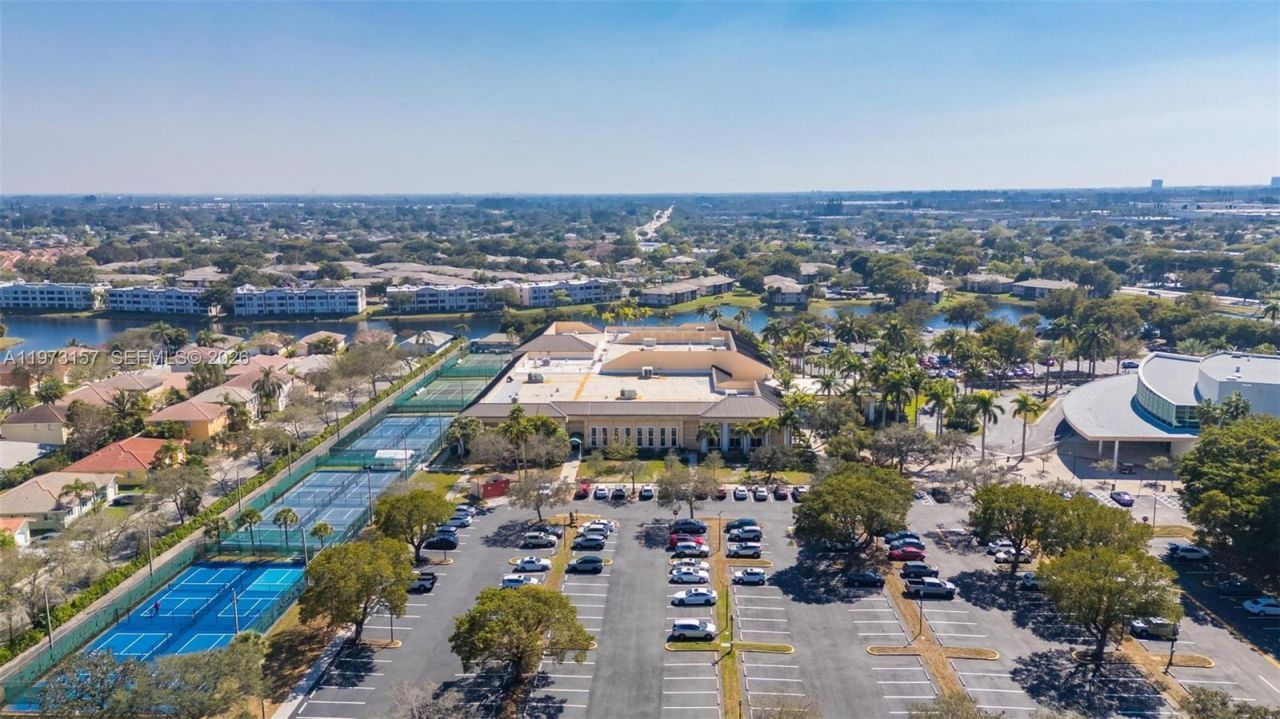 9539 Weldon Cir , Unit F214, Tamarac, FL 33321 Photo