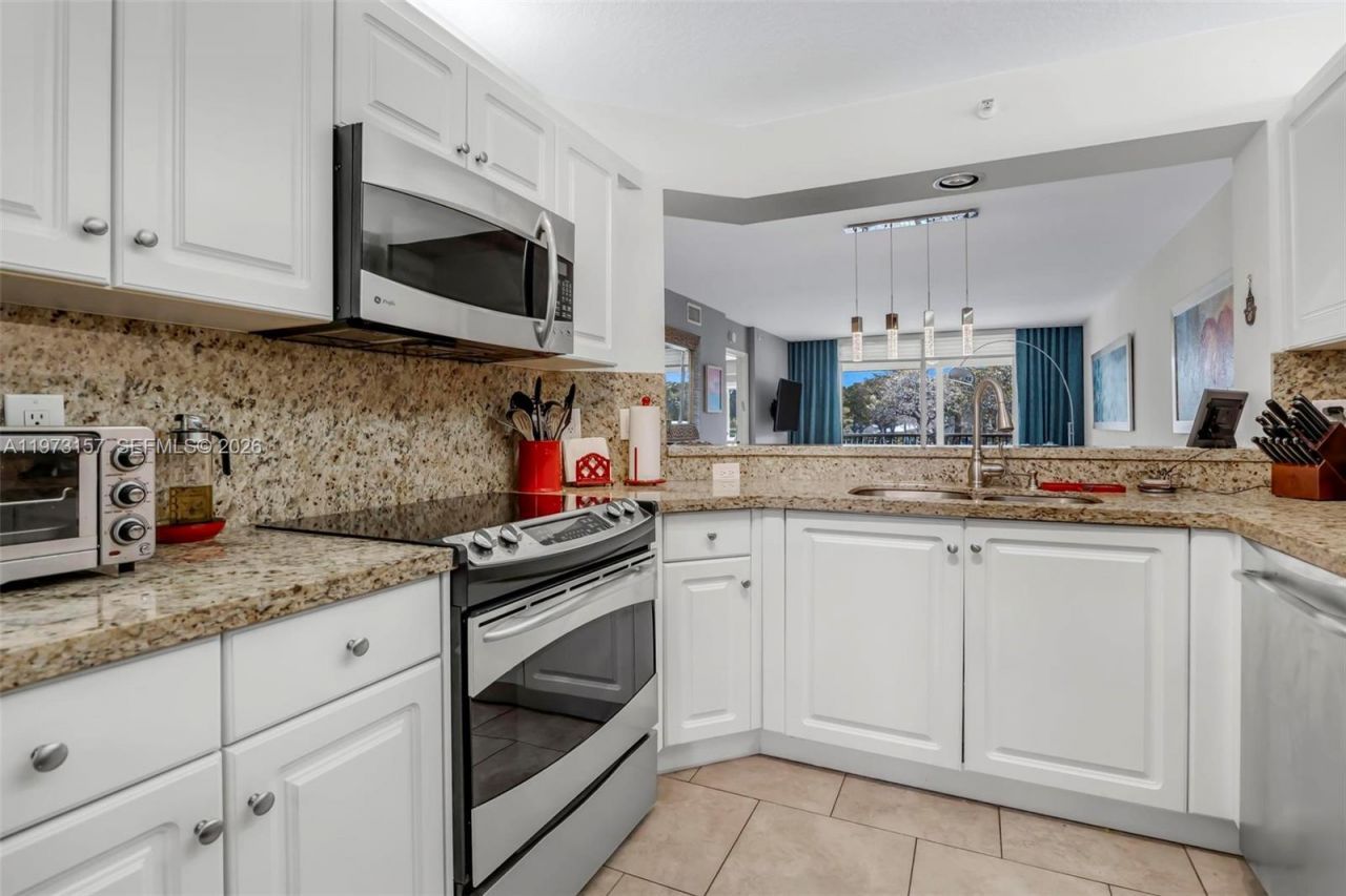 9539 Weldon Cir , Unit F214, Tamarac, FL 33321 Photo