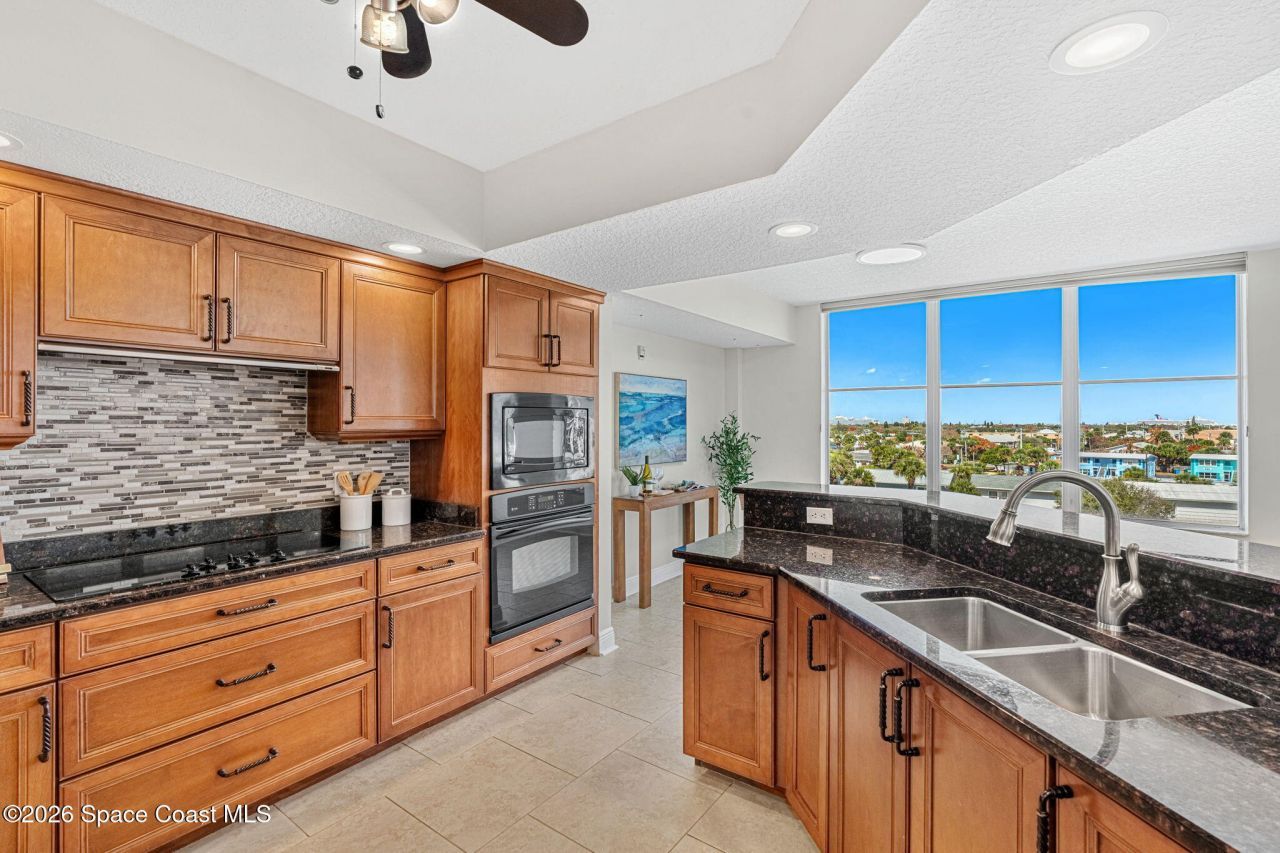 410 Hayes Avenue, Unit 402, Cocoa Beach, FL 32931 Photo