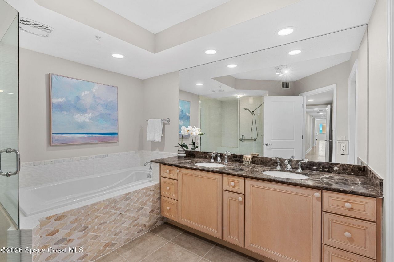 410 Hayes Avenue, Unit 402, Cocoa Beach, FL 32931 Photo