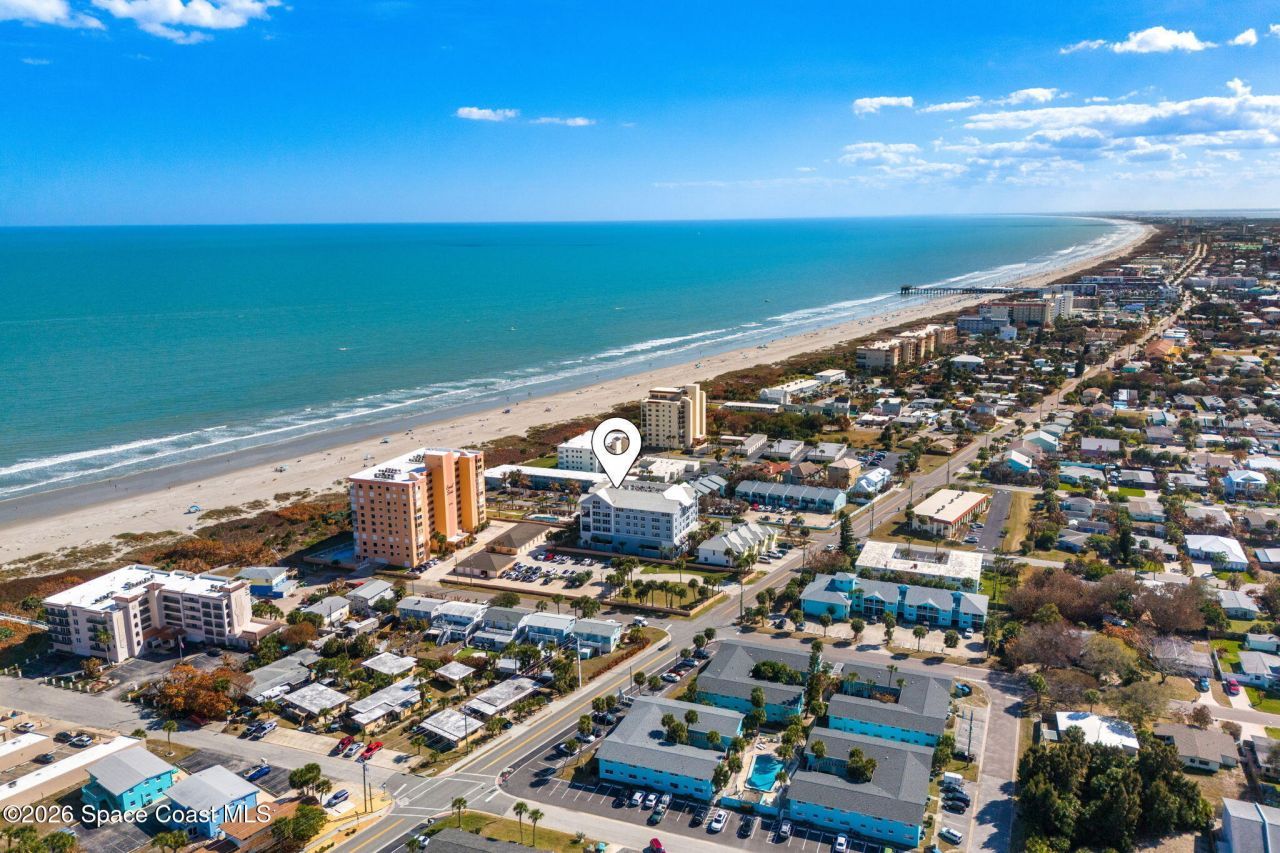 410 Hayes Avenue, Unit 402, Cocoa Beach, FL 32931 Photo