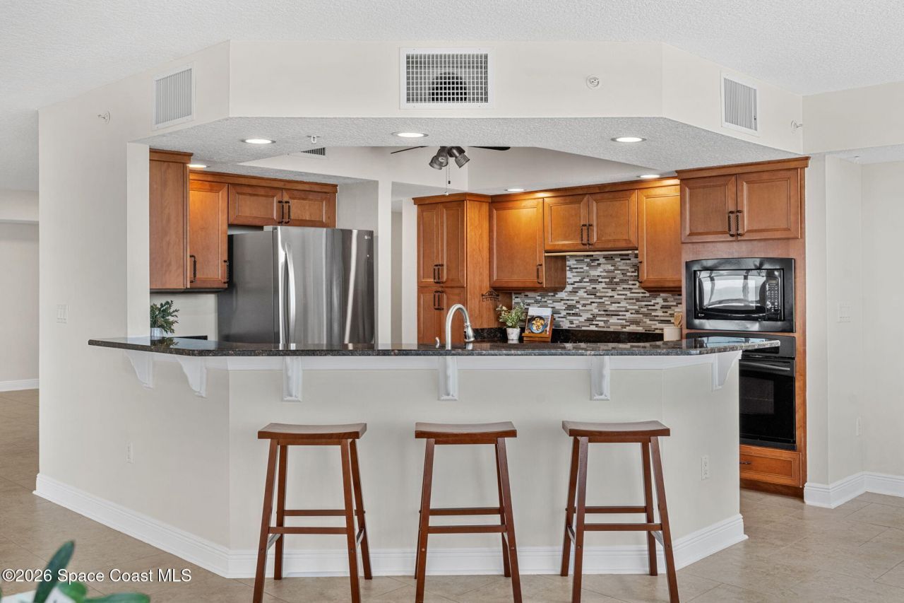 410 Hayes Avenue, Unit 402, Cocoa Beach, FL 32931 Photo