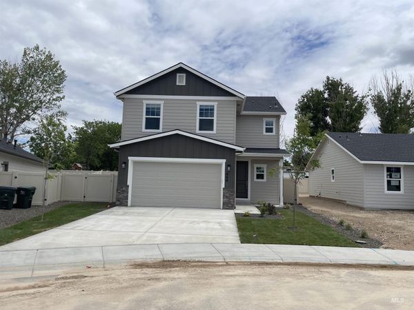444 S Bobby Way, Kuna, ID 83634