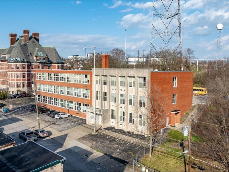 2232 Stratford Avenue, Cincinnati, OH 45219 Photo 4