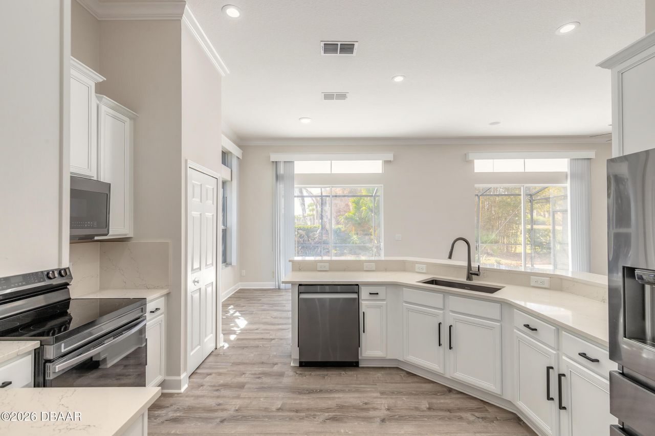 452 Venetian Villa Drive, New Smyrna Beach, FL 32168 Photo