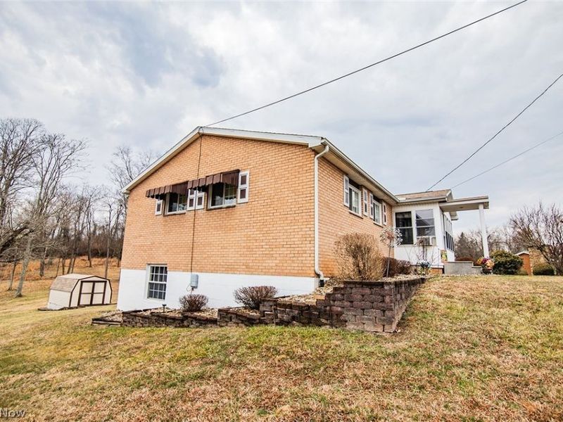 82 Highland Lake Circle, Washington, WV 26181 Photo 18