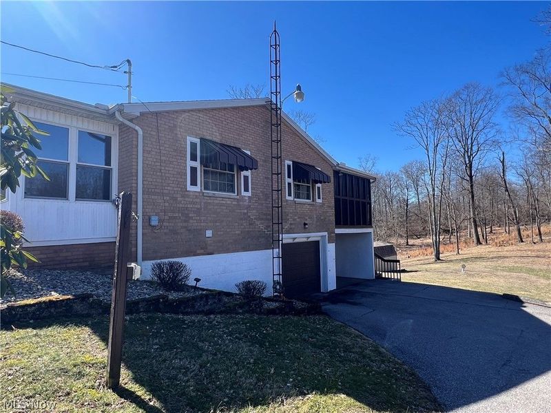 82 Highland Lake Circle, Washington, WV 26181 Photo 2