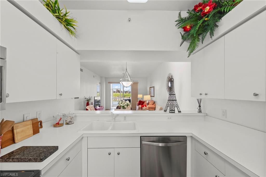 21300 Lancaster Run, Unit 911, Estero, FL 33928 Photo