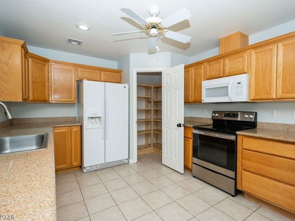 80 W Wilson Road, Pahrump, NV 89048