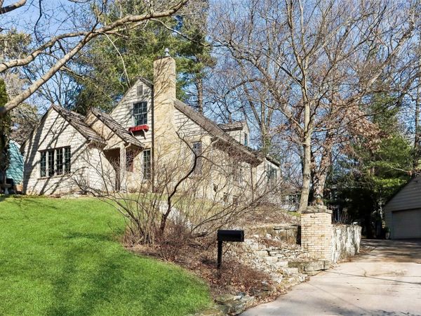 420 Lexington Ave , Iowa City, IA 52246