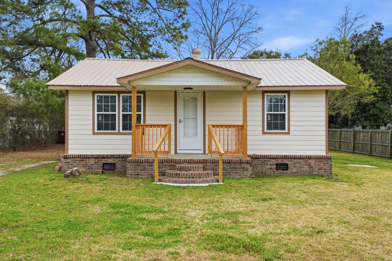 104 O'carroll Street Photo 8