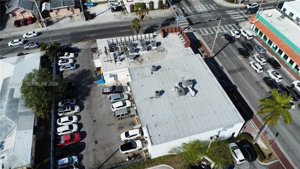 700 SW 17th Ave , Miami, FL 33135 Photo