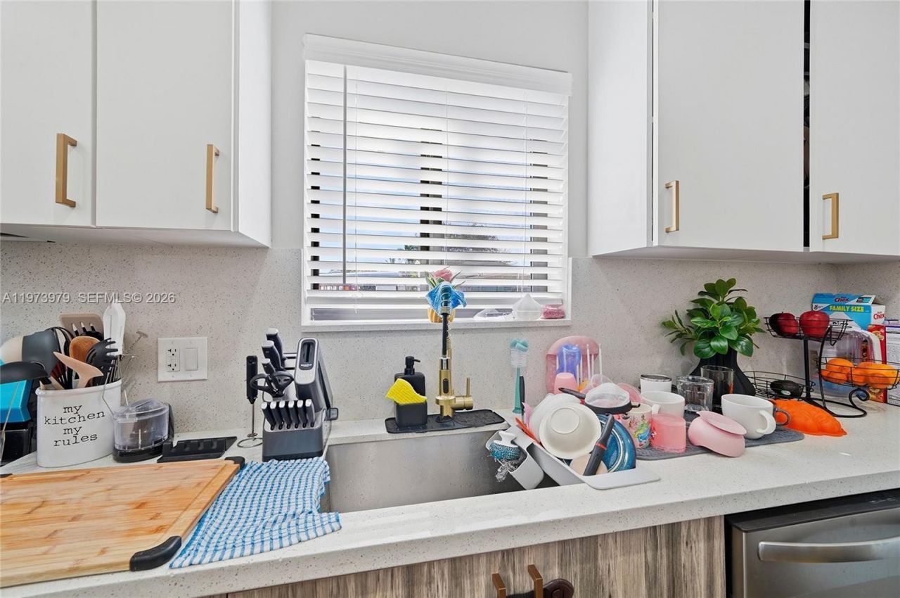 9007 SW 38th St, Miami, FL 33165 Photo