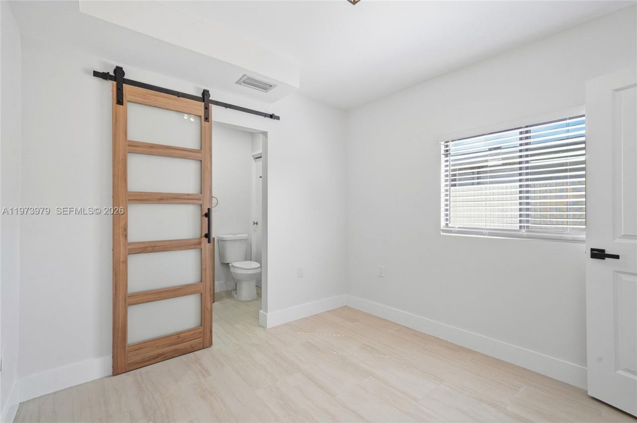 9007 SW 38th St, Miami, FL 33165 Photo