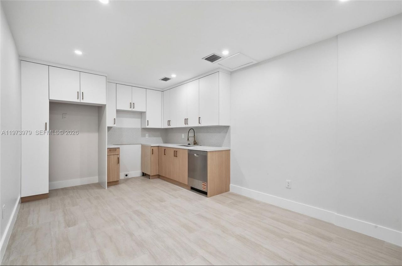 9007 SW 38th St, Miami, FL 33165 Photo