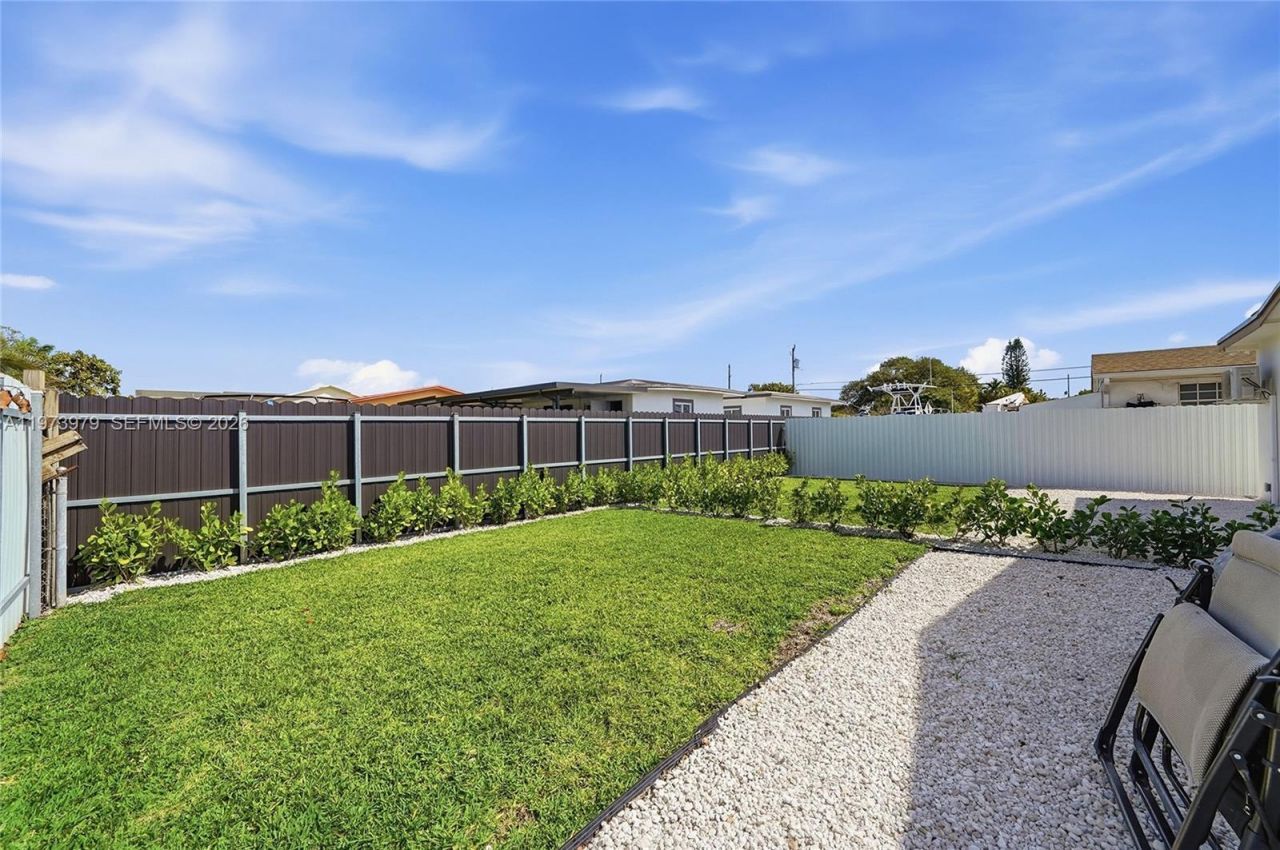 9007 SW 38th St, Miami, FL 33165 Photo