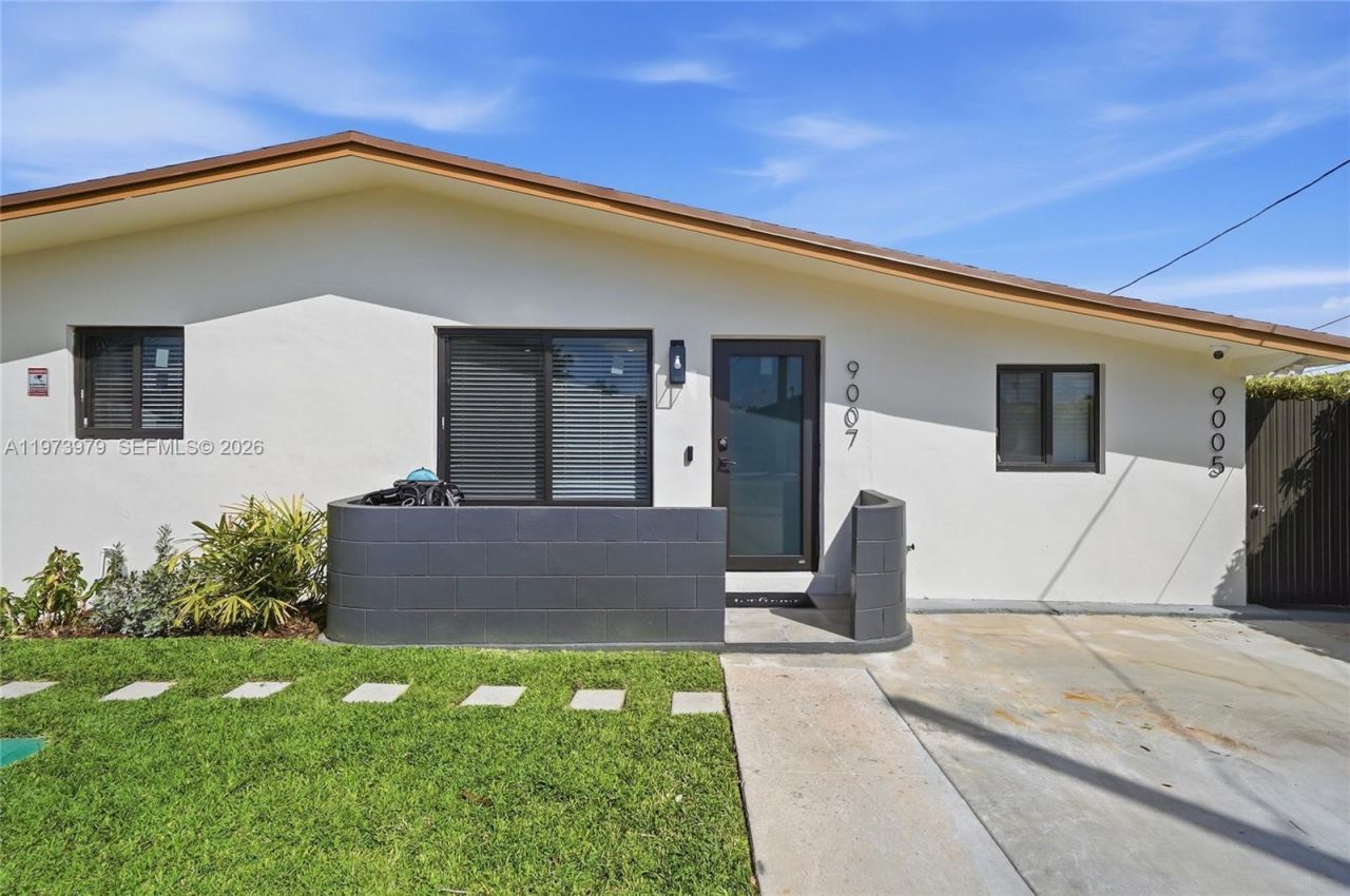 9007 SW 38th St, Miami, FL 33165 Photo