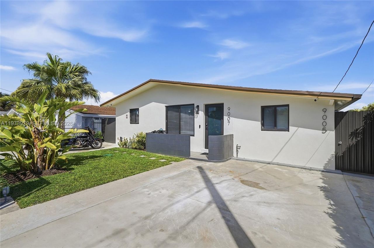 9007 SW 38th St, Miami, FL 33165 Photo