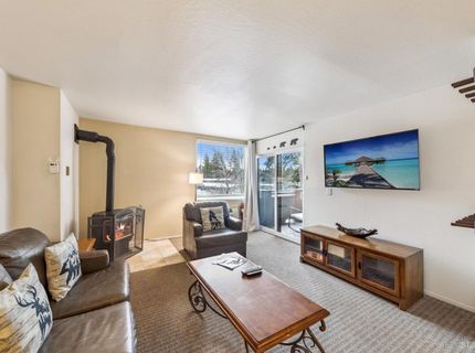 3535 Lake Tahoe Boulevard, Unit 204, South Lake Tahoe, CA 96150 Photo