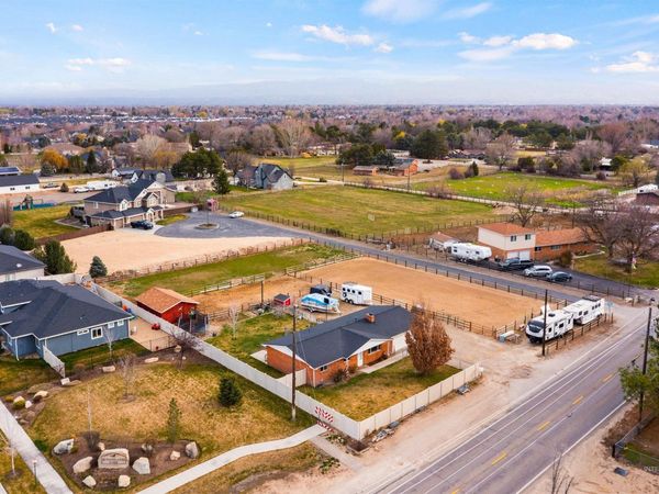 3890 E Victory Rd, Meridian, ID 83642