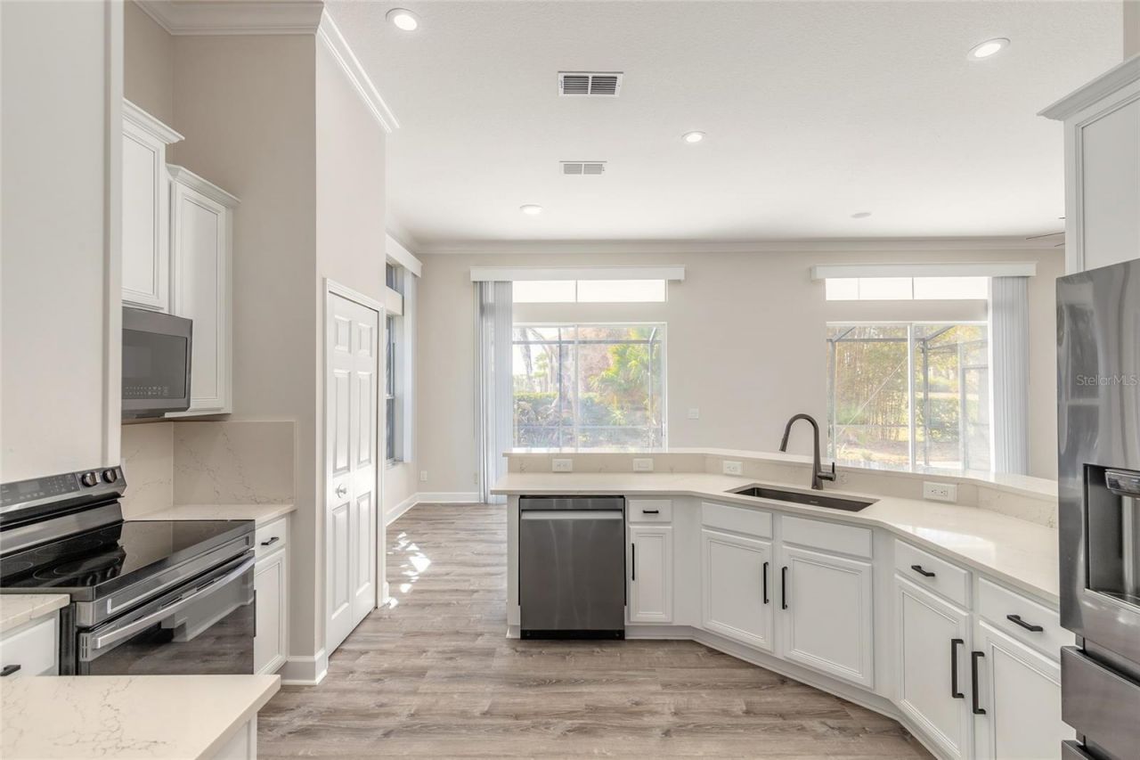 452 Venetian Villa Drive, New Smyrna Beach, FL 32168 Photo