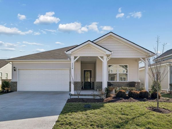 1216 Inverness Pass, Lebanon, TN 37087