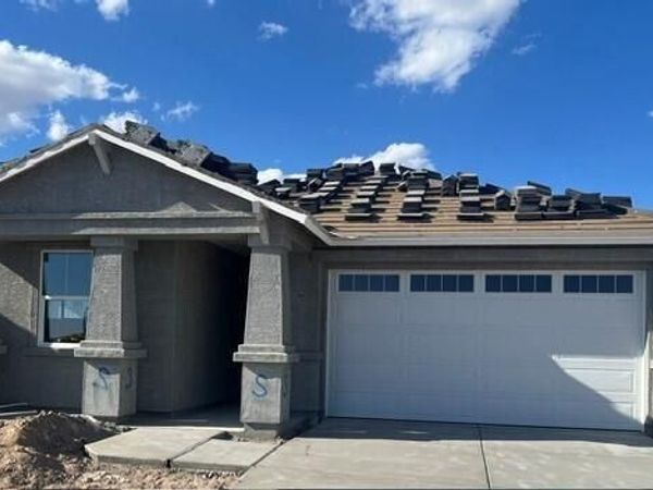 26444 W CROWN KING Road, Buckeye, AZ 85326