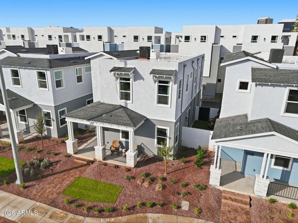 134 W HOLCOMB Lane, Phoenix, AZ 85003