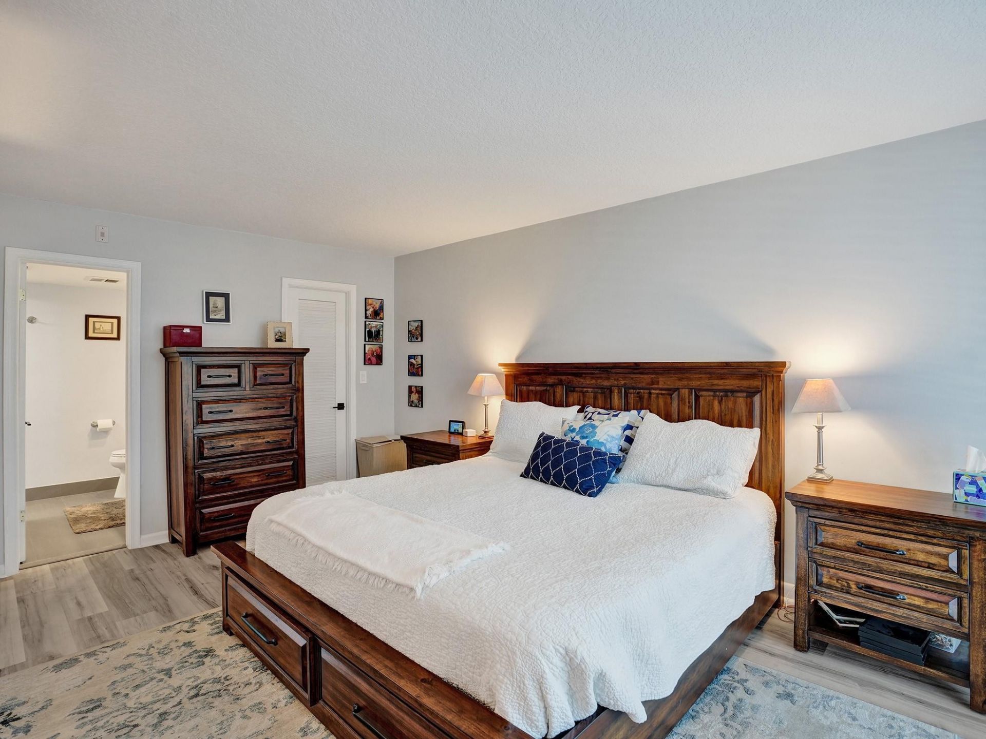 3051 NE 48th Street, Unit 205, Fort Lauderdale, FL 33308 Photo