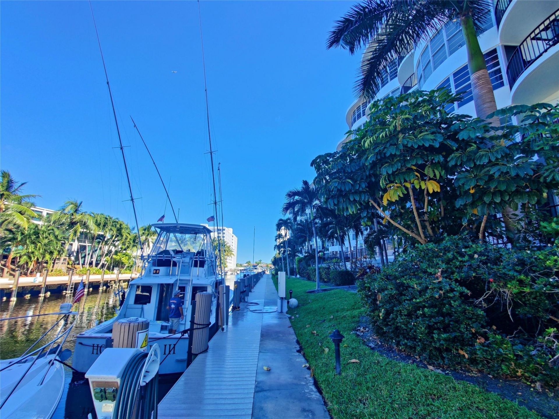 3051 NE 48th Street, Unit 205, Fort Lauderdale, FL 33308 Photo