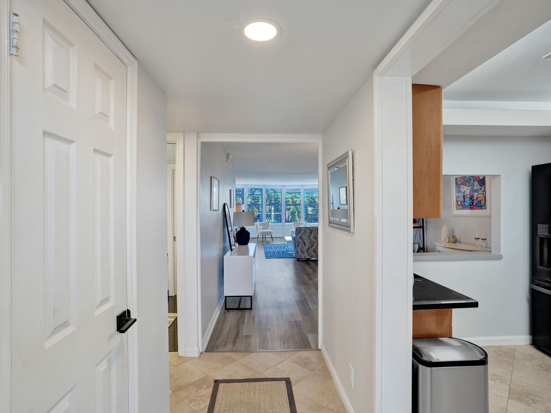 3051 NE 48th Street, Unit 205, Fort Lauderdale, FL 33308 Photo