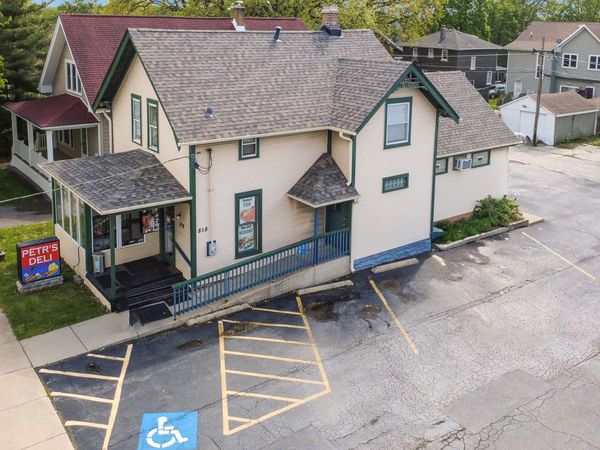 818 State Street, Lemont, IL 60439