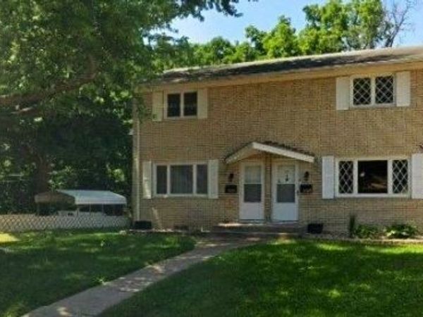 3424 Kimberly Downs Road , Davenport, IA 52807