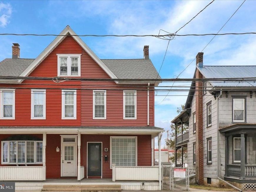 157 N Tulpehocken Street, Pine Grove, PA 17963 Main Photo