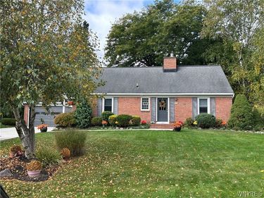 4162 Vinewood Drive, Buffalo, NY 14221