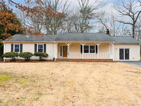 772 Conestoga Trail , Winston-Salem, NC 27101