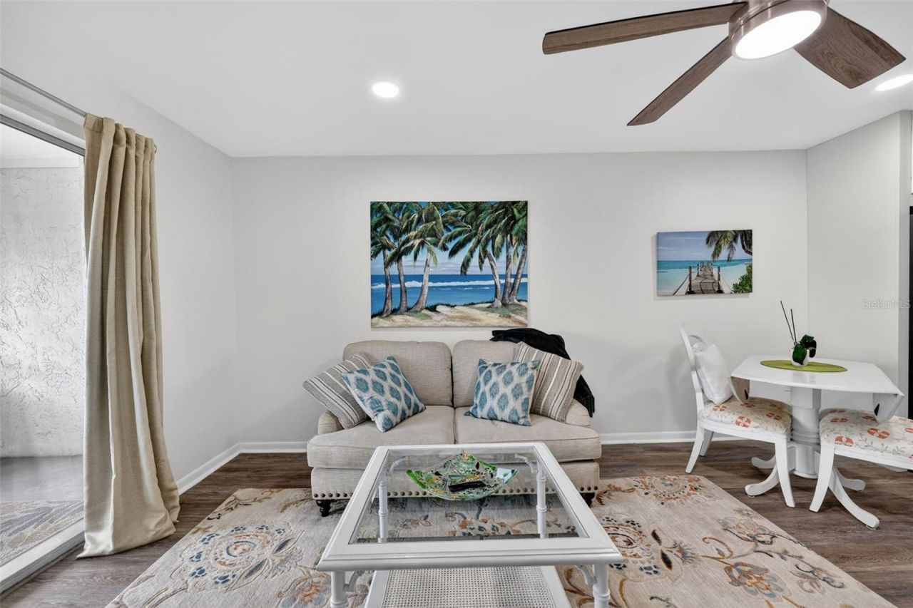 102 46th Avenue Terrace W, Unit 402, Bradenton, FL 34207 Photo