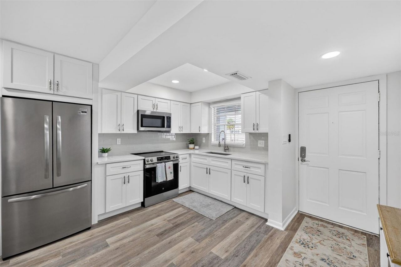 102 46th Avenue Terrace W, Unit 402, Bradenton, FL 34207 Photo