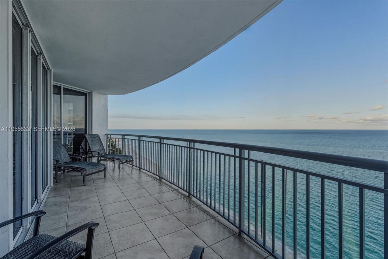 17375 Collins Ave , Unit 2401, Sunny Isles Beach, FL 33160 Photo
