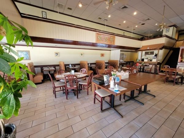 631 Valley Rd, Montclair, NJ 07043