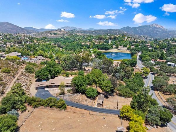 2686 Via Viejas, Alpine, CA 91901