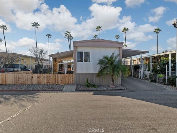 285 FLORENCE LANE, Bakersfield, CA 93308