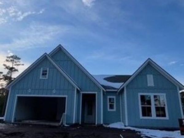 6098 Lucaya Circle SW, Shallotte, NC 28470