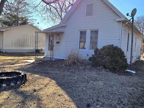 1419 N 15TH Street, Quincy, IL 62301