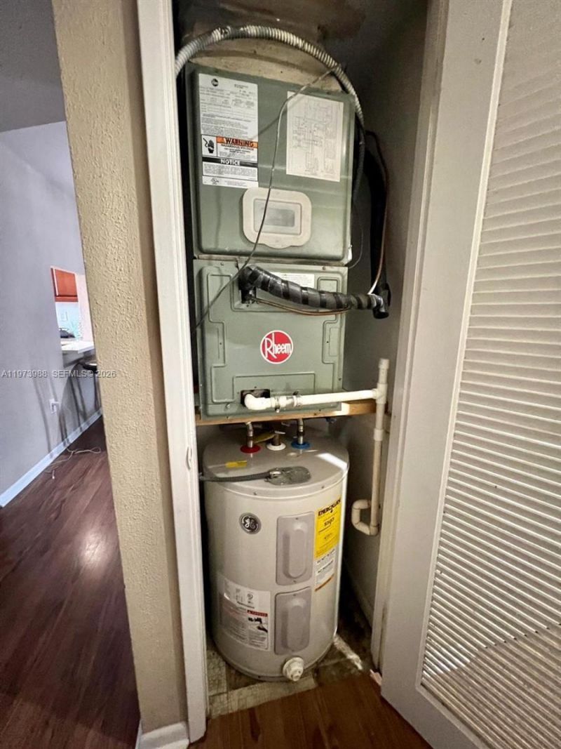 1700 NE 191st St, Unit 508, Miami, FL 33179 Photo