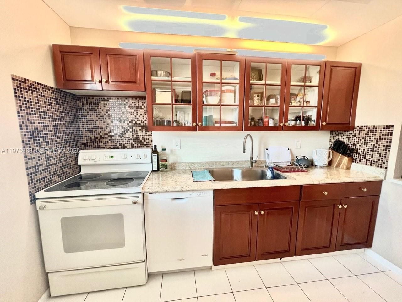 1700 NE 191st St, Unit 508, Miami, FL 33179 Photo