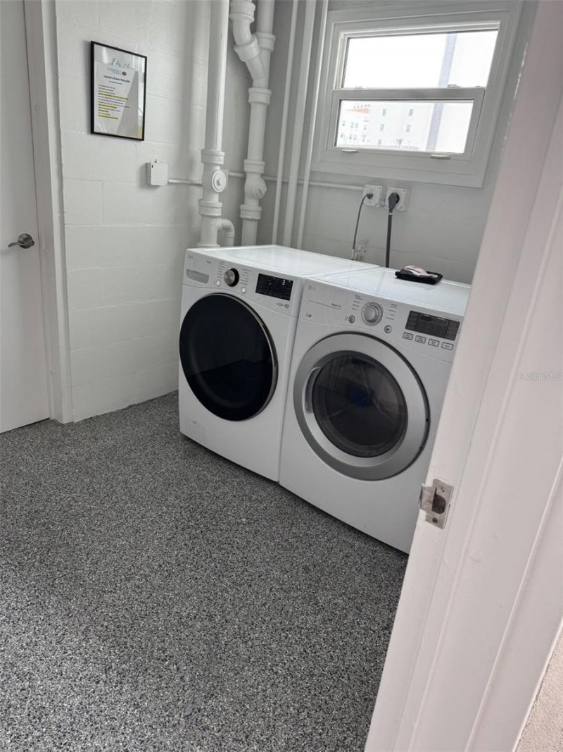 33 S Gulfstream Avenue, Unit 708, Sarasota, FL 34236 Photo