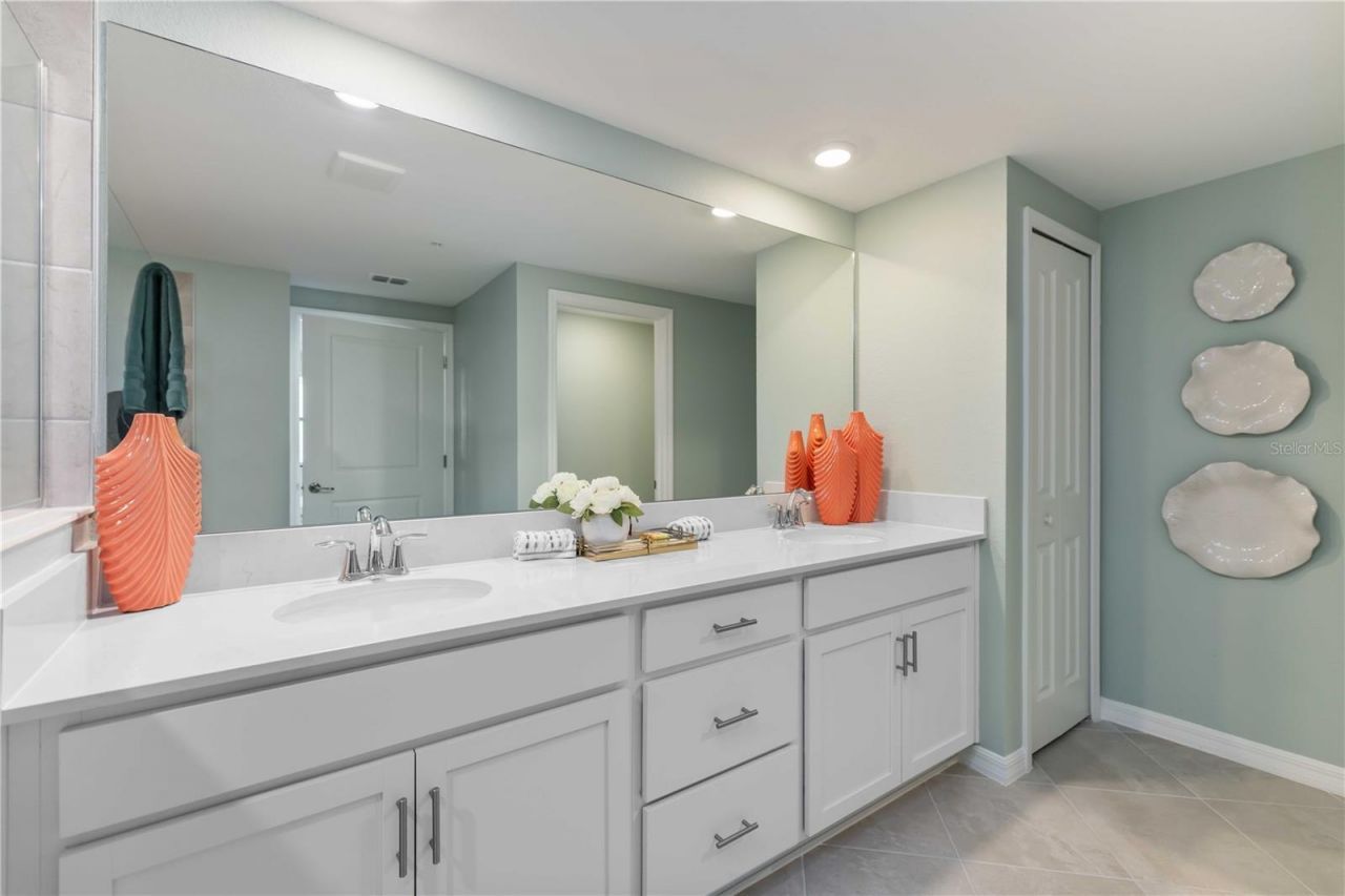 5608 Summit Pointe Circle , Unit 101, Bradenton, FL 34210 Photo