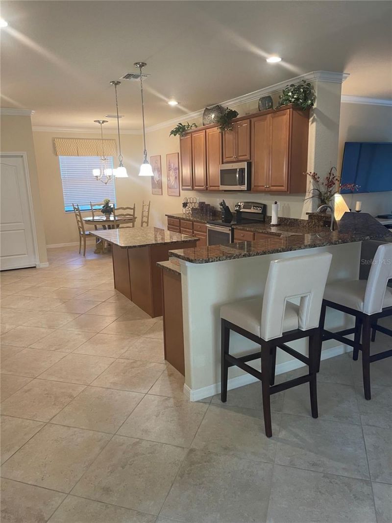 307 Whispering Palms Lane, Bradenton, FL 34212 Photo